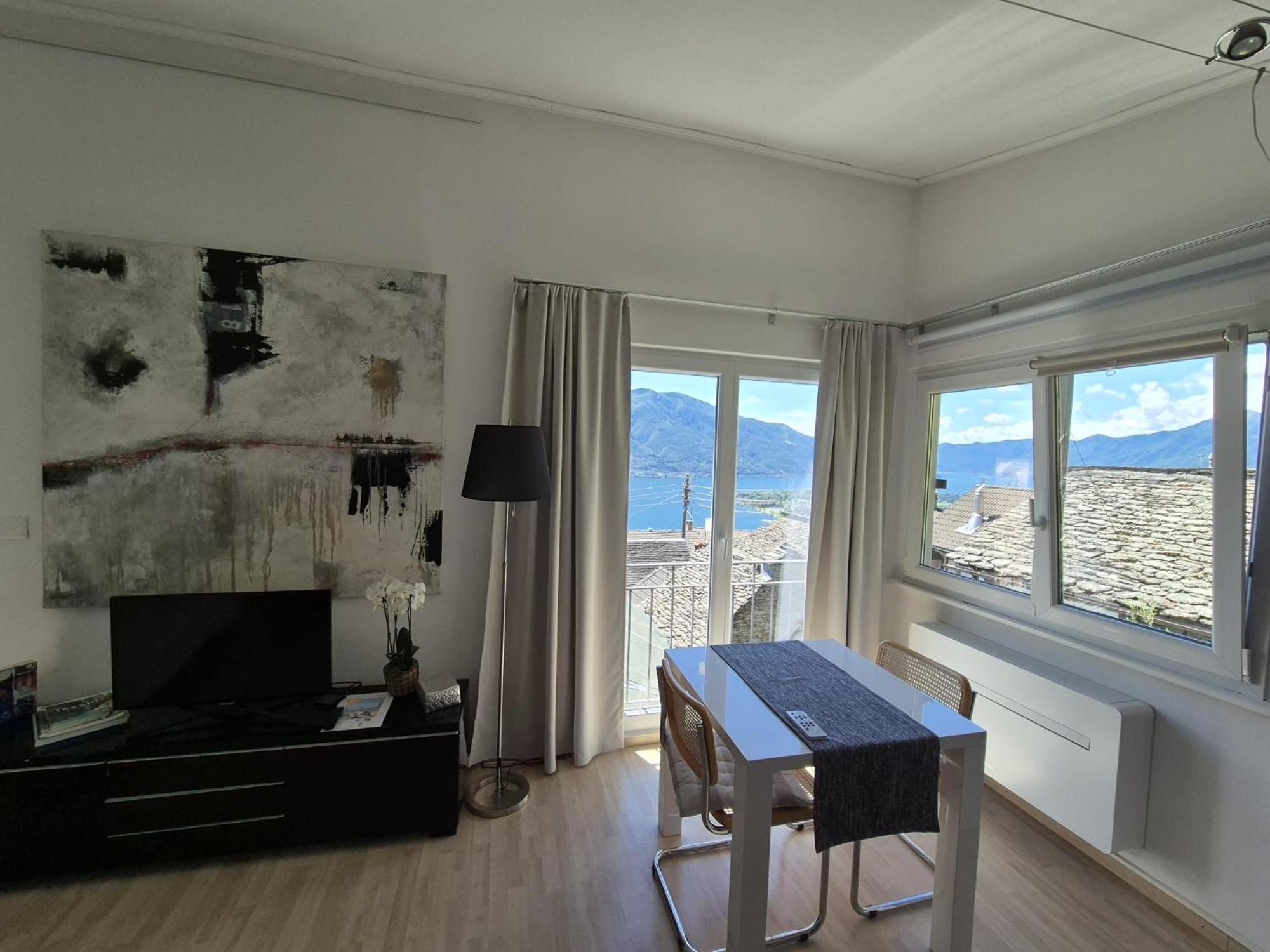 Casa Grillino Apartment โลการ์โน ห้อง รูปภาพ