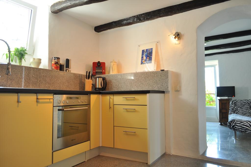 Casa Grillino Apartment โลการ์โน ภายนอก รูปภาพ